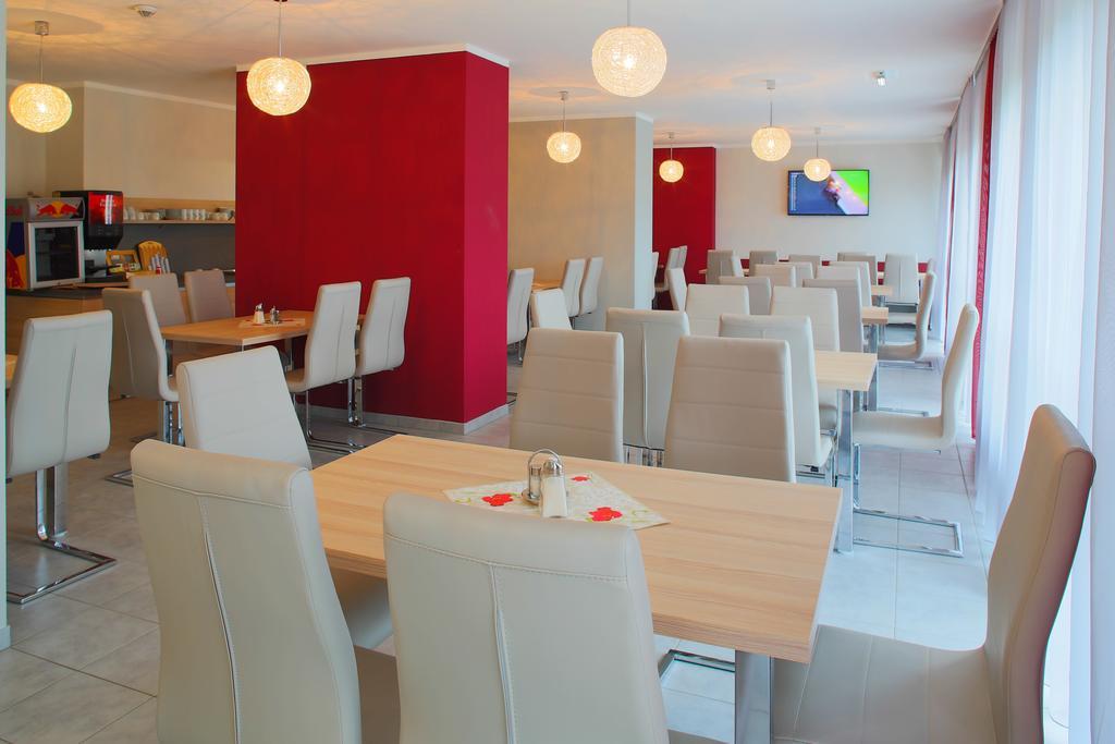 Best Sleep Hotel Spielberg Bei Knittelfeld Exterior photo
